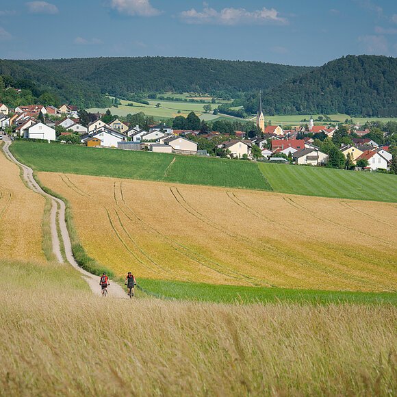 Oberhalb von Dietfurt am Freibad