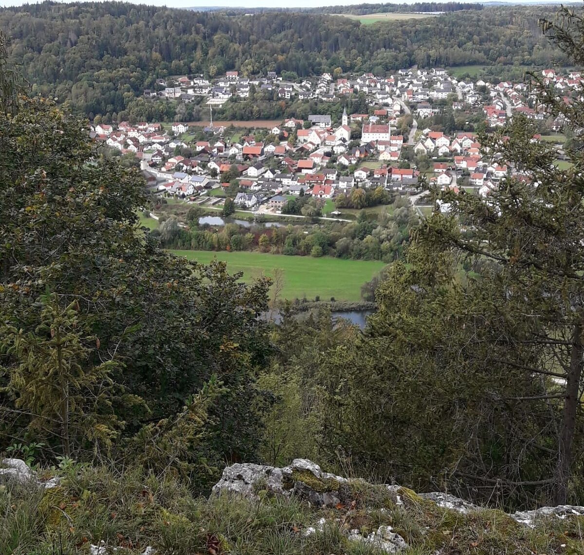 Blick vom Ludwigsfelsen auf Töging