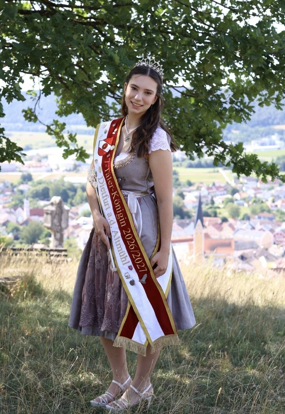 7-Täler Königin Emilia I. 7-Täler Königin Emilia I. auf dem Kreuzberg , Motiv Stadt Dietfurt
